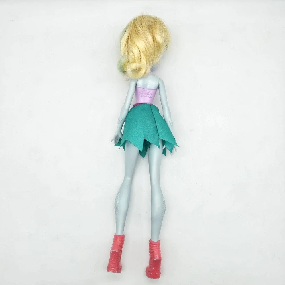 Monster High Sea Monster Girl Blue Doll Pink Top Green Skirt